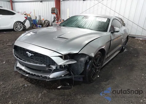 2021 Ford Mustang Ecoboost Premium Fastback z USA, uszkodzony, nr VIN 1FA6P8TH7M5105249